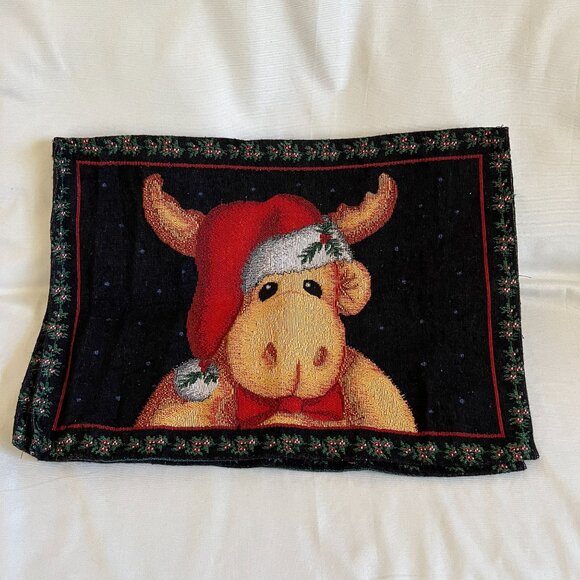 Set Of 2 Christmas Moose Placemats With Santa Hat & Holly Design - Picture 2 of 3